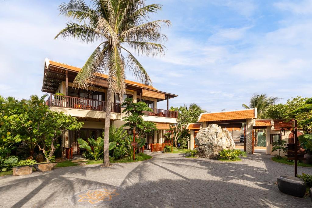 Sun Village Resort Phú Yên - Thiên Đường Nghỉ Dưỡng 1 Toàn cảnh Sun Village Resort tại Phú Yên, định hướng trở thành điểm nghỉ dưỡng biển cao cấp gắn với thiên nhiên và trải nghiệm bản địa